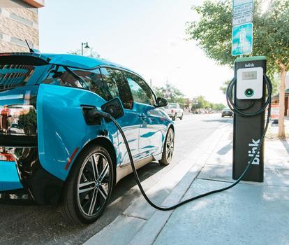 Reducción de emisiones de CO2: vehículos eléctricos